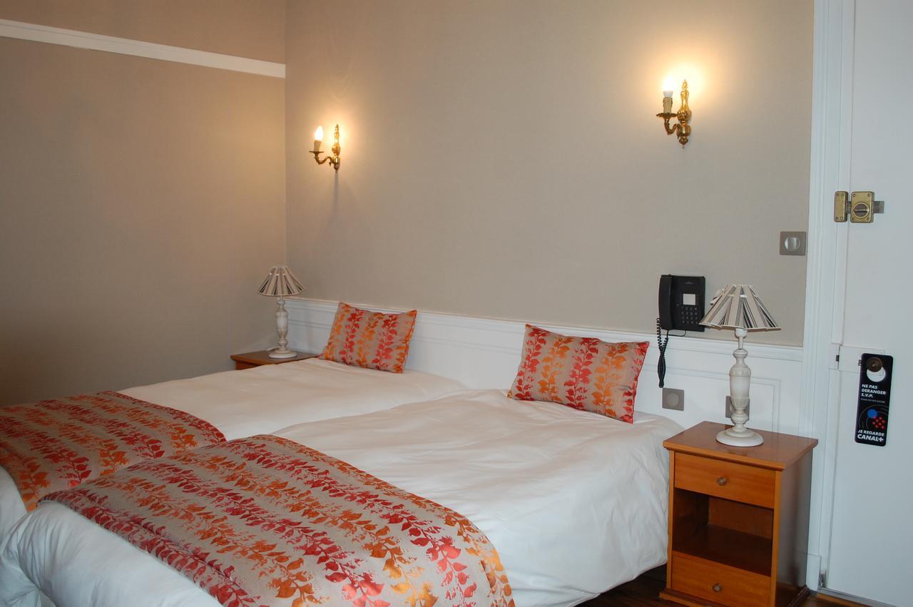 Logis Hotel L'Europe Pontivy Kültér fotó
