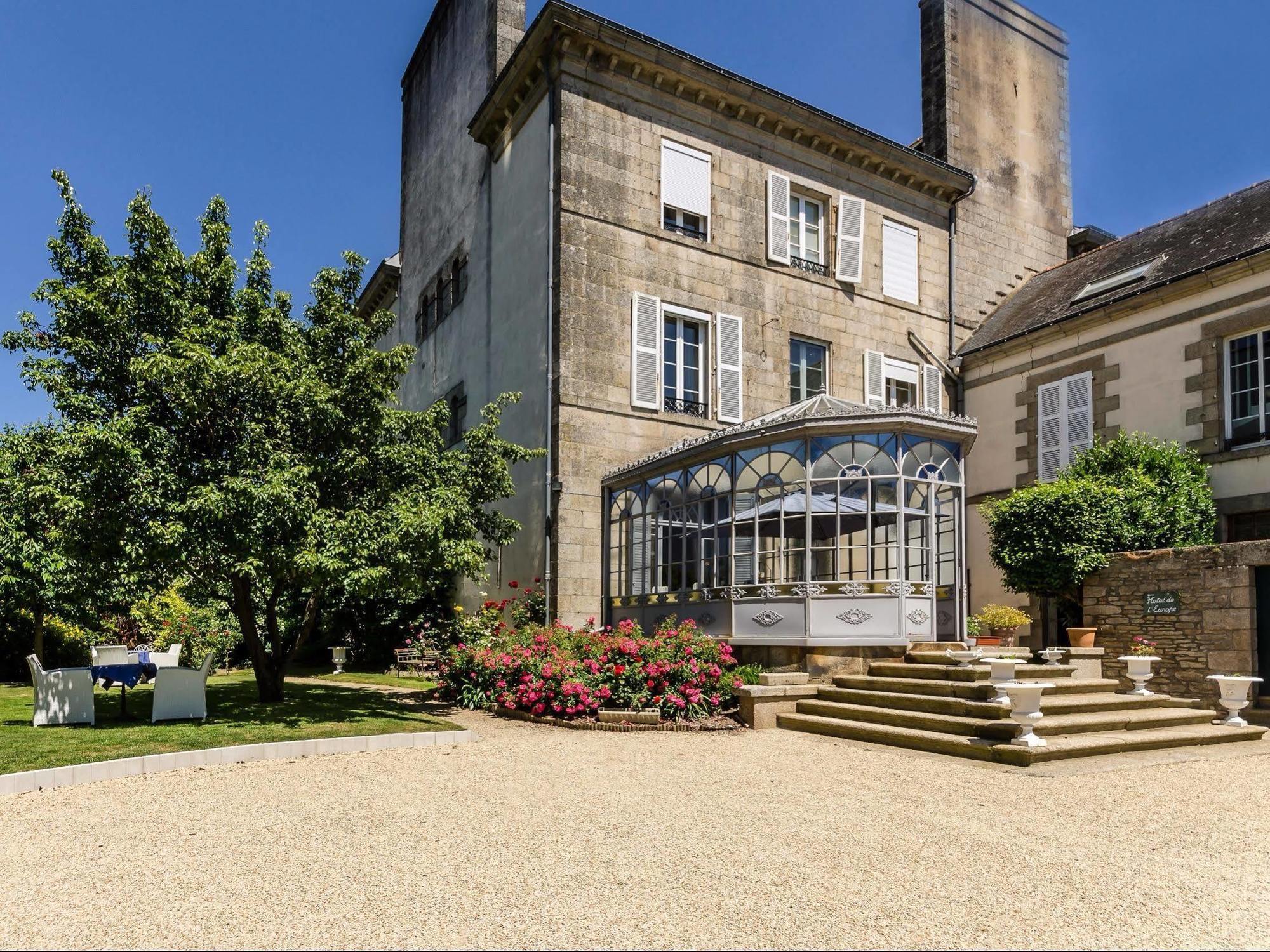 Logis Hotel L'Europe Pontivy Kültér fotó