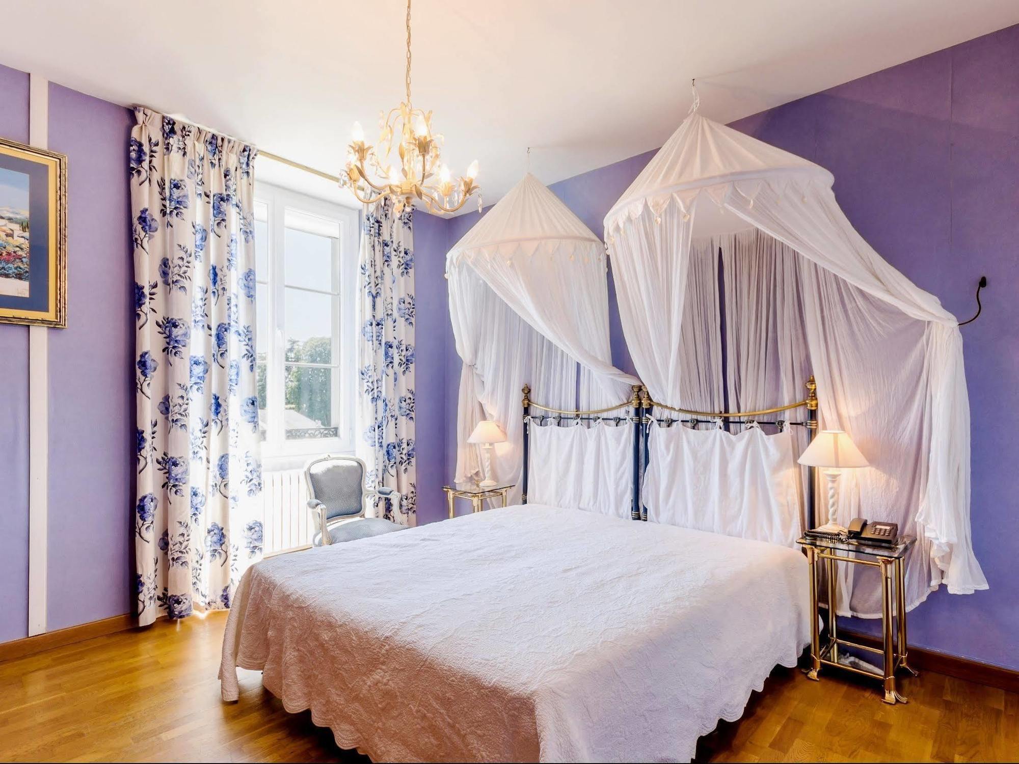 Logis Hotel L'Europe Pontivy Kültér fotó